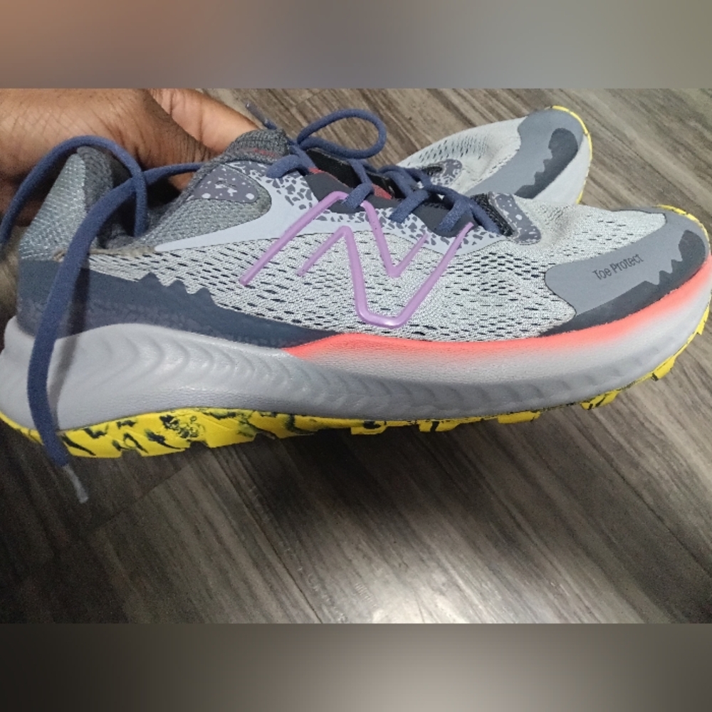 Women's New Balance Dynasoft Nitrel V5 Size 10.5